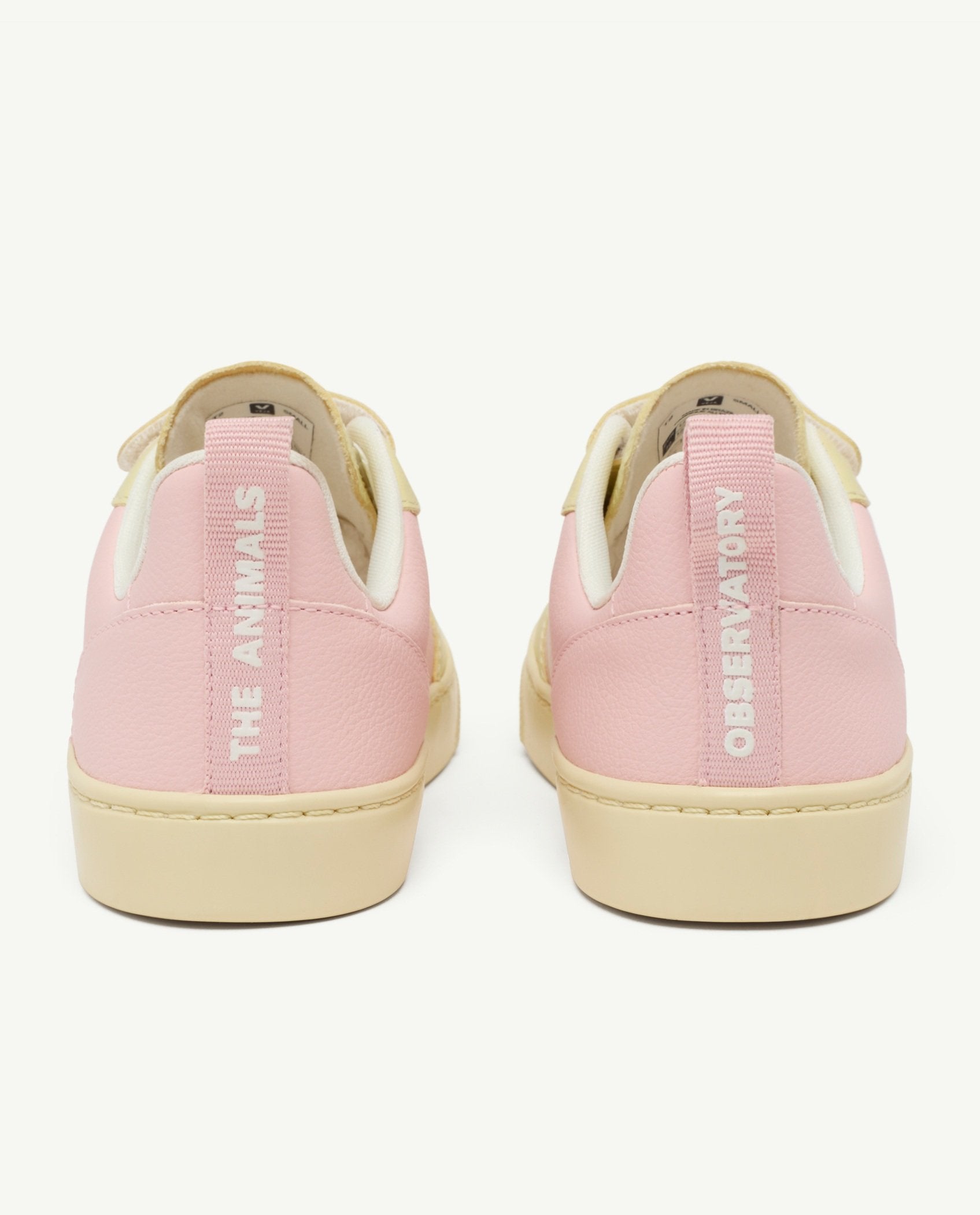 Soft Pink Veja Sneakers MODEL SIDE