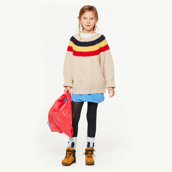 White Raven Sweater MODEL FRONT