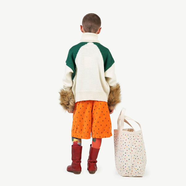 Brown Fur Roe Muff MODEL BACK