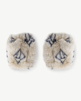Soft Beige Roe Muff PRODUCT FRONT
