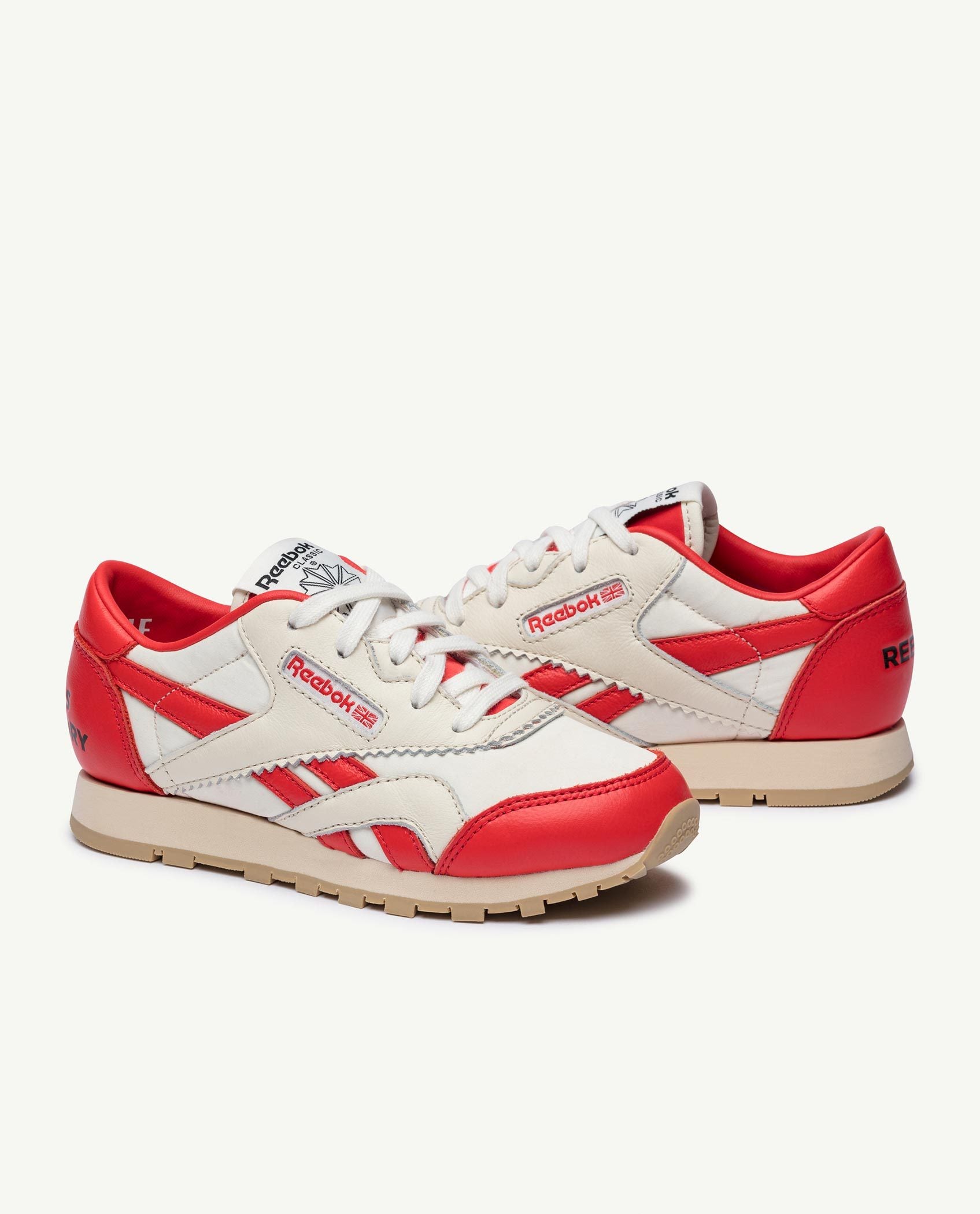 Reebok x The Animals Observatory Classic Nylon Red Kid PRODUCT SIDE