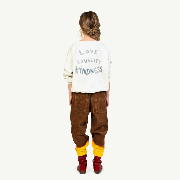 Soft Bear Peace Sweatshirt MODEL BACK