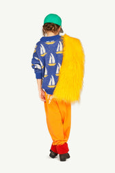 Blue Bull Sweater MODEL BACK