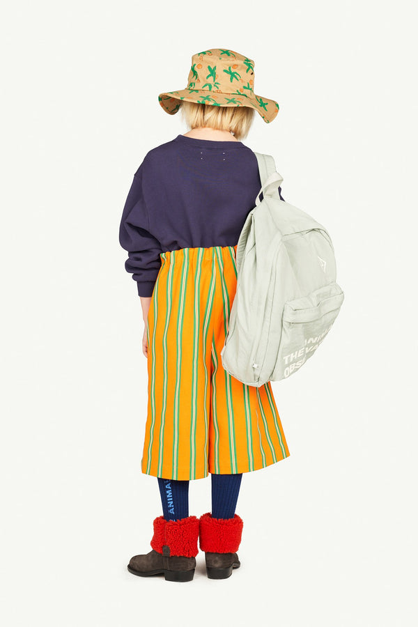 Beige Tuna Hat MODEL BACK