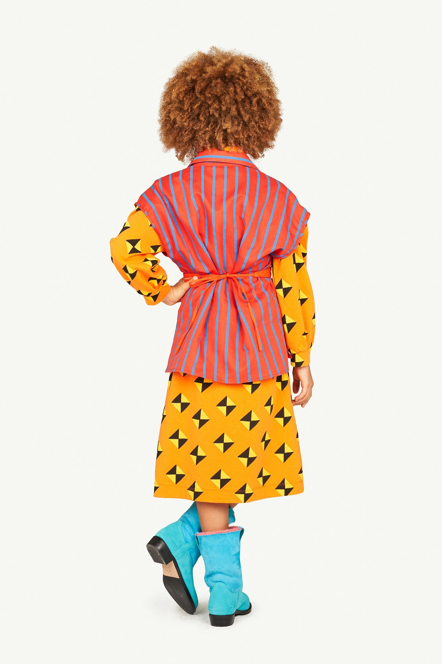 Red Flower Belt MODEL BACK