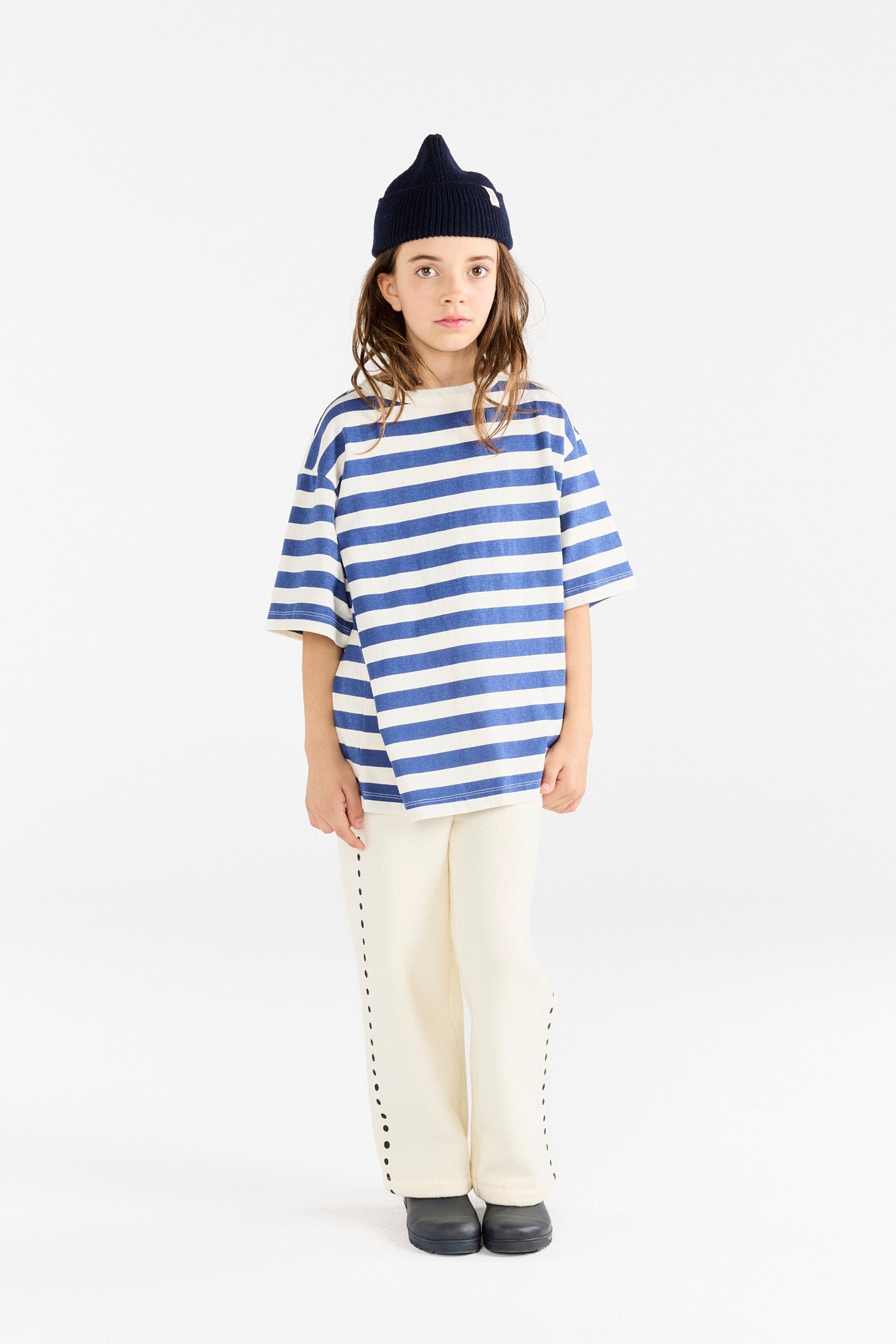 Dots White Horse Sweatpants MODEL FRONT