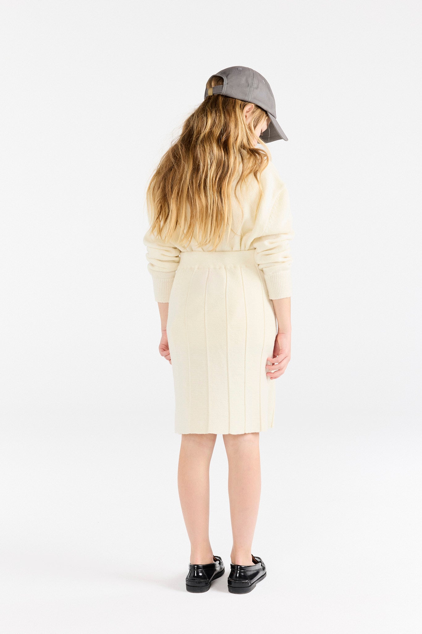 Ecru Gecko Cardigan MODEL BACK