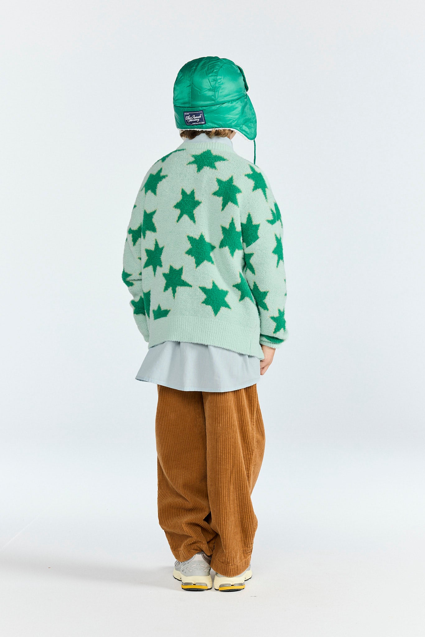 Stars Racoon Cardigan MODEL BACK