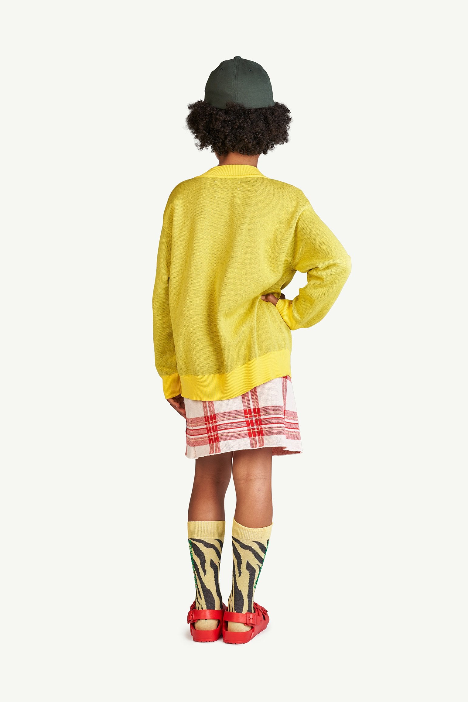 Yellow Horse Bull Sweater MODEL BACK