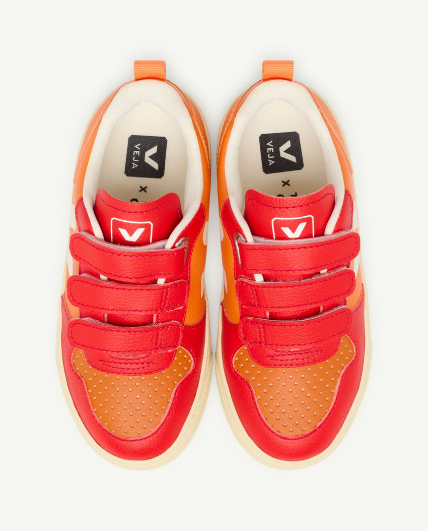 Orange Veja Sneakers MODEL FRONT