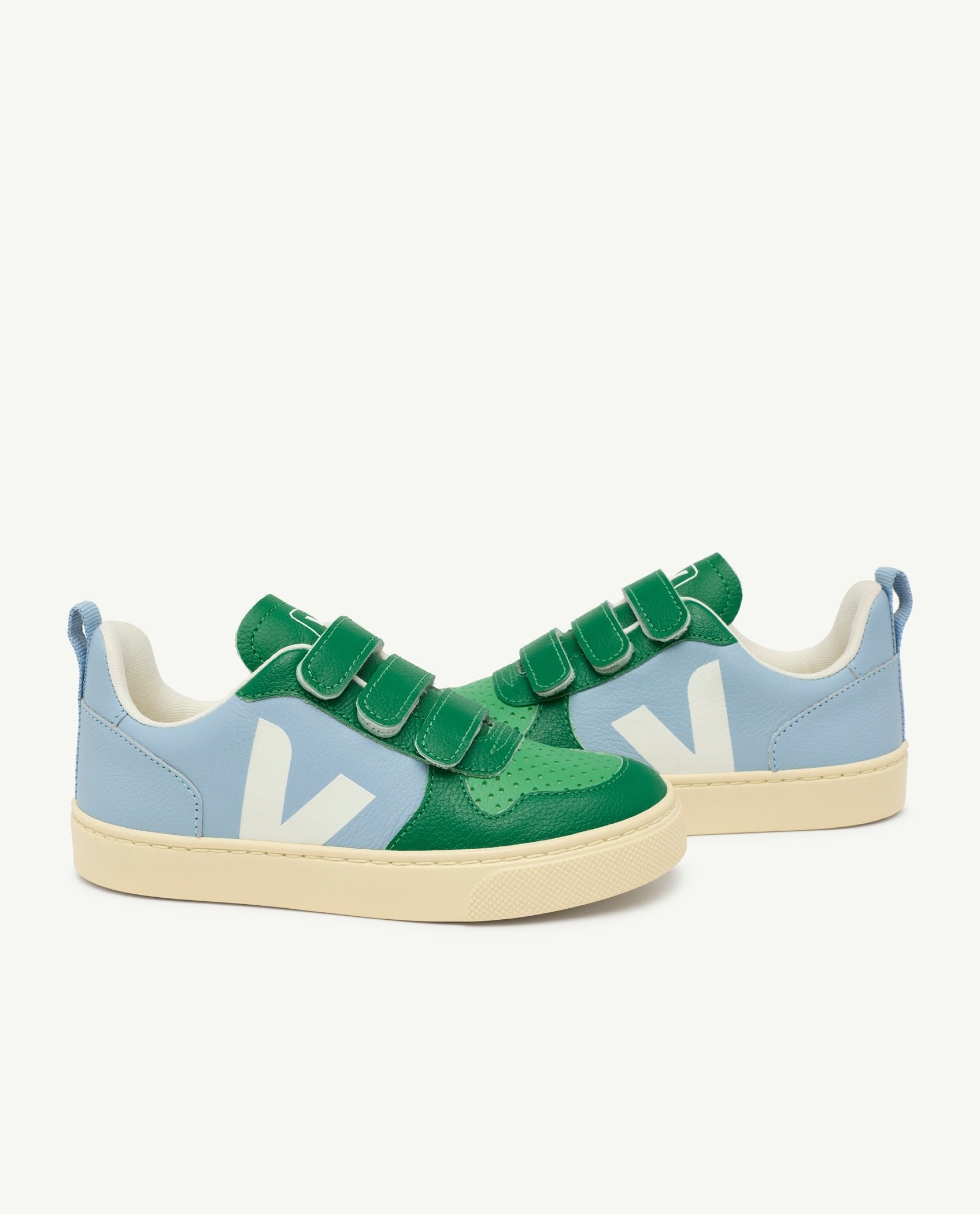 Soft Blue Veja Sneakers PRODUCT FRONT