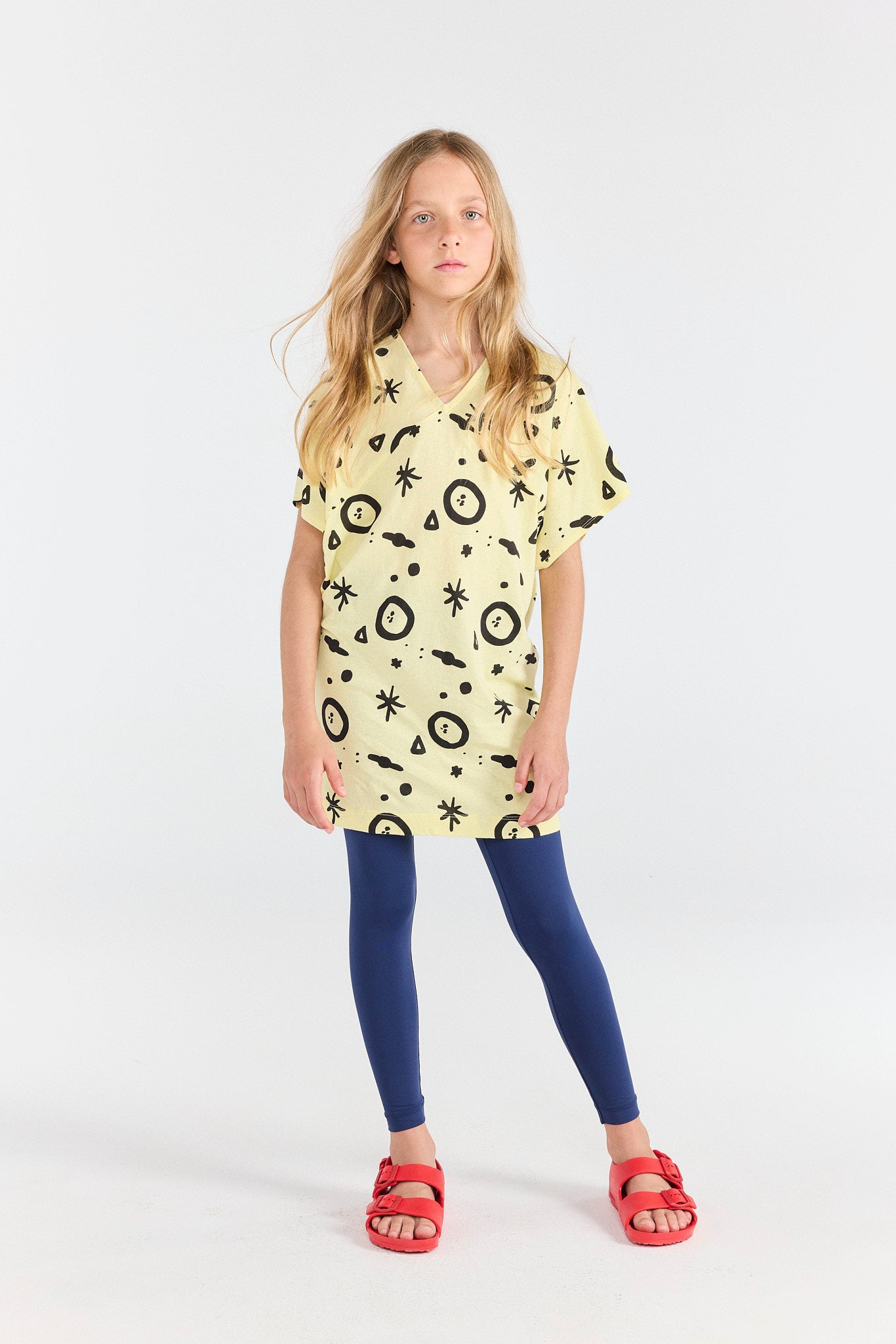 Deep Blue Sambar Leggings MODEL FRONT