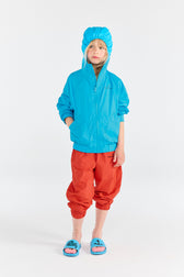 Blue Fox Windbreaker MODEL FRONT