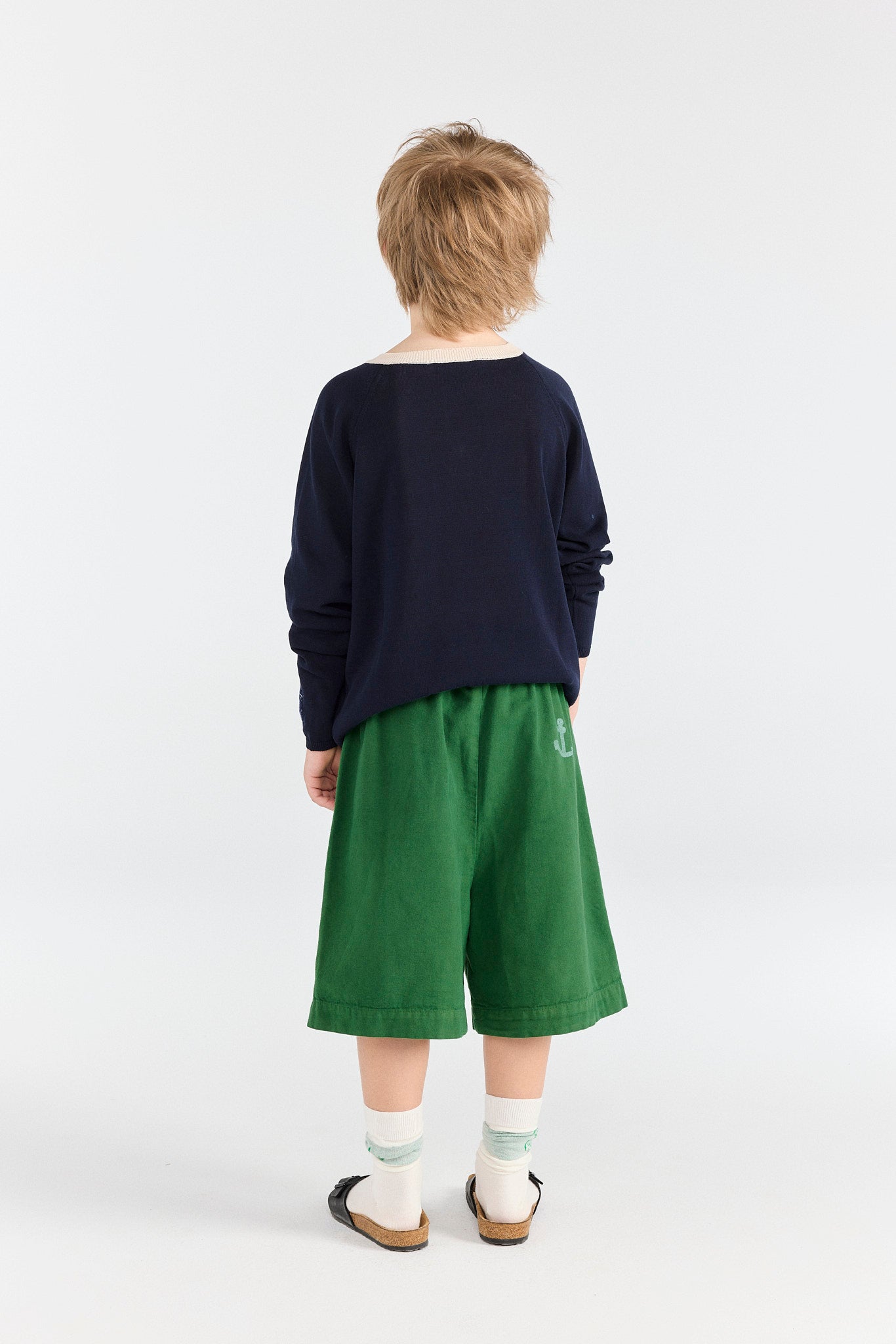 Deep Blue Bull Sweater MODEL BACK