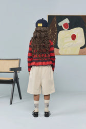 Raw White Snail Socks MODEL BACK