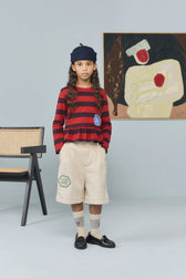 Raw White Snail Socks MODEL FRONT